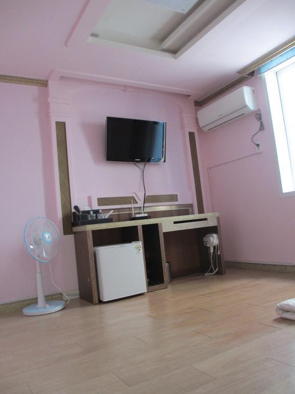 Moiri Guesthouse Yeosu Exterior foto