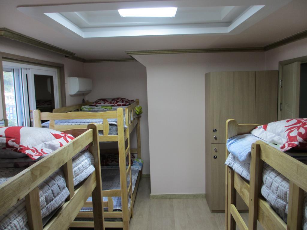 Moiri Guesthouse Yeosu Exterior foto