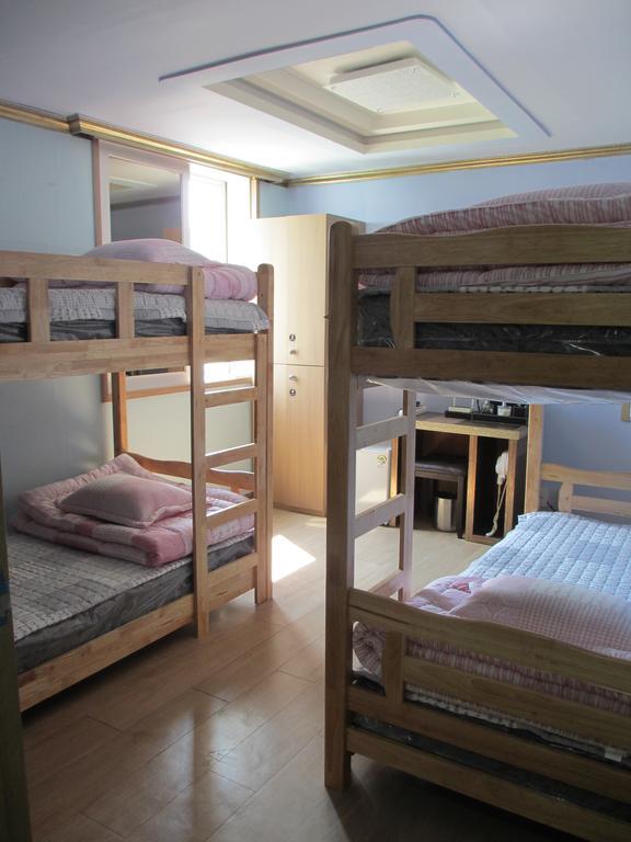 Moiri Guesthouse Yeosu Exterior foto